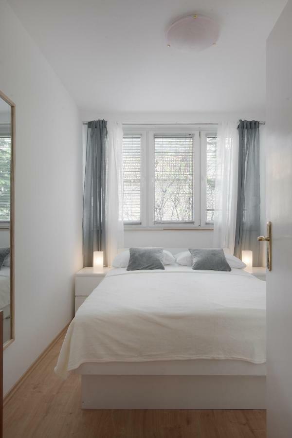 Apartment Gabriella Макарска Экстерьер фото