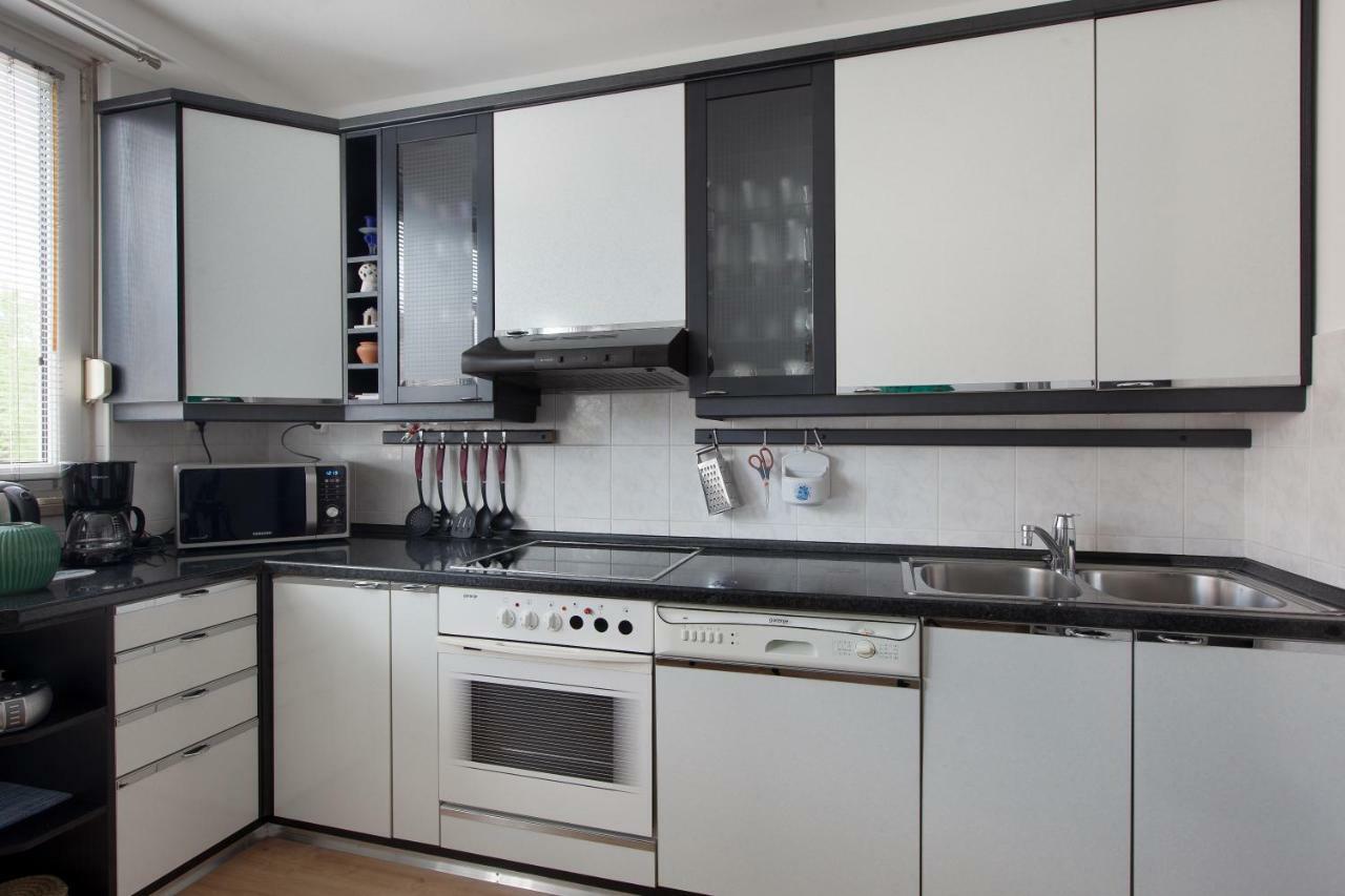 Apartment Gabriella Макарска Экстерьер фото