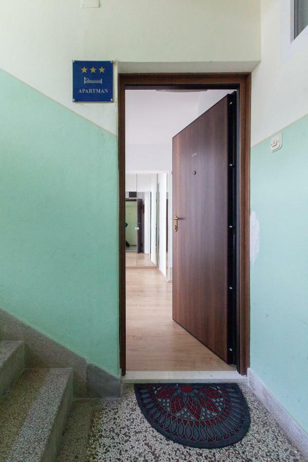 Apartment Gabriella Макарска Экстерьер фото