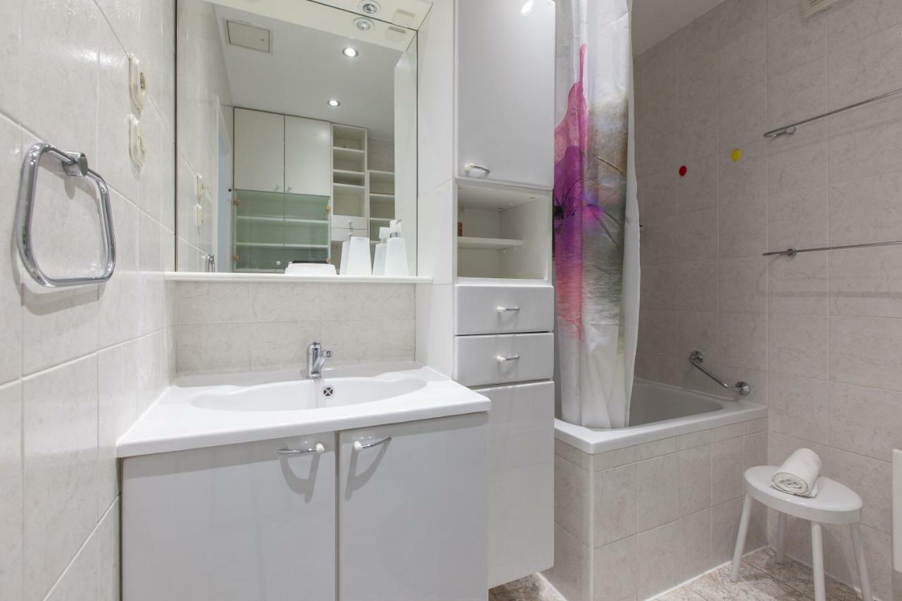 Apartment Gabriella Макарска Экстерьер фото