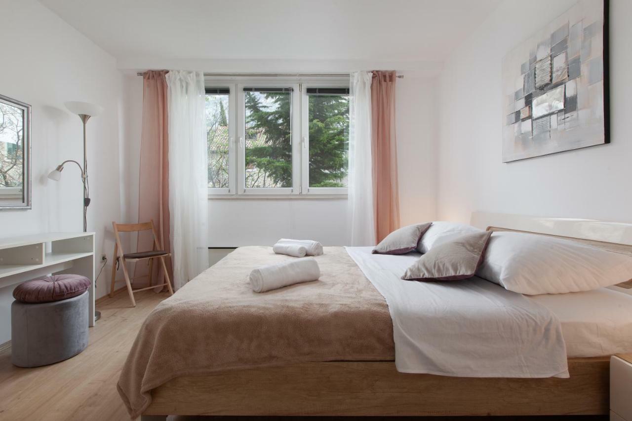 Apartment Gabriella Макарска Экстерьер фото