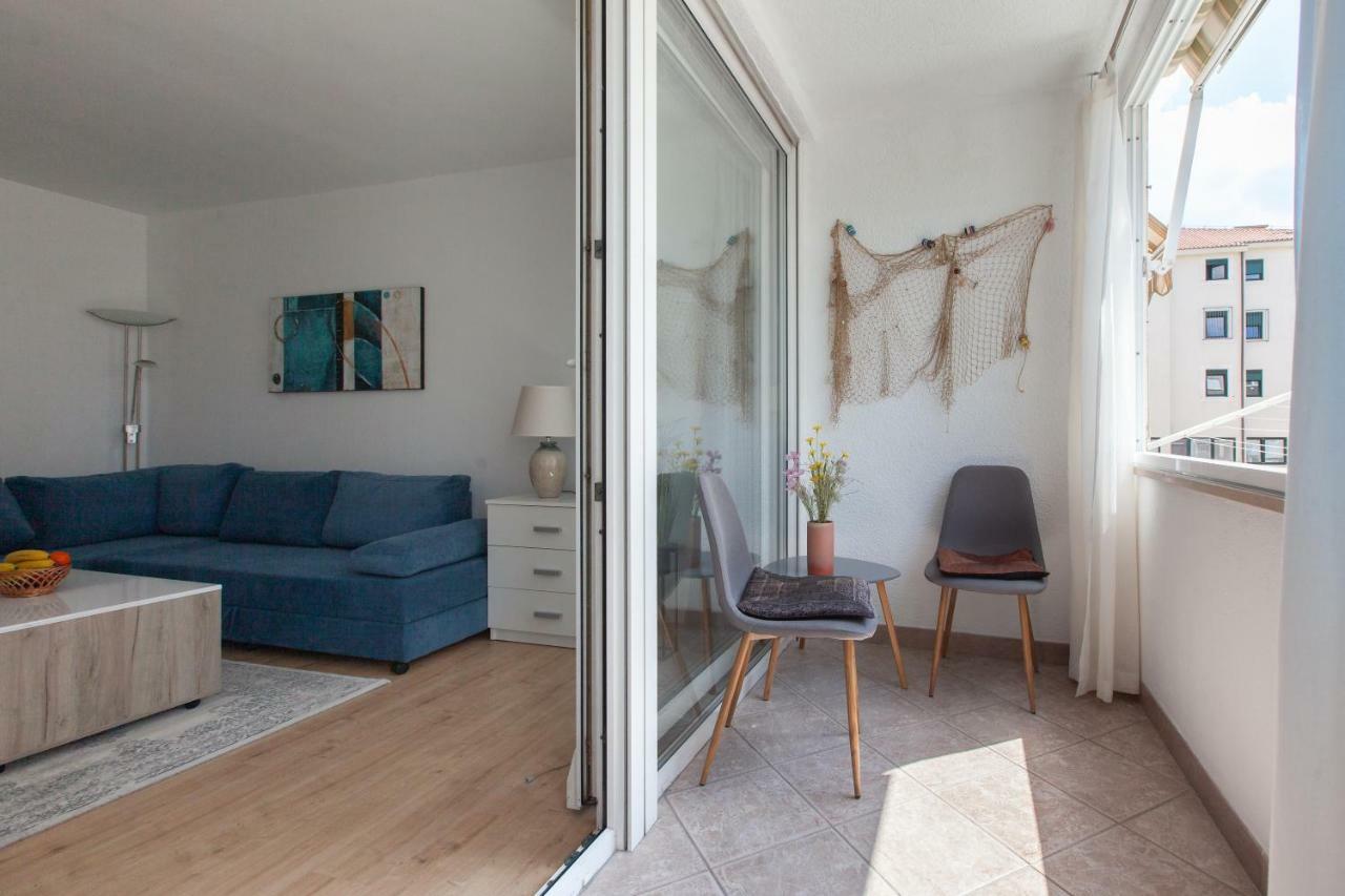 Apartment Gabriella Макарска Экстерьер фото