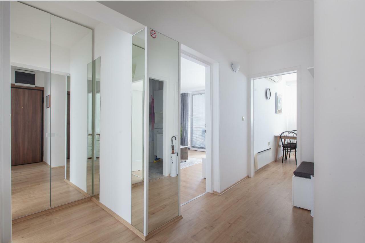 Apartment Gabriella Макарска Экстерьер фото
